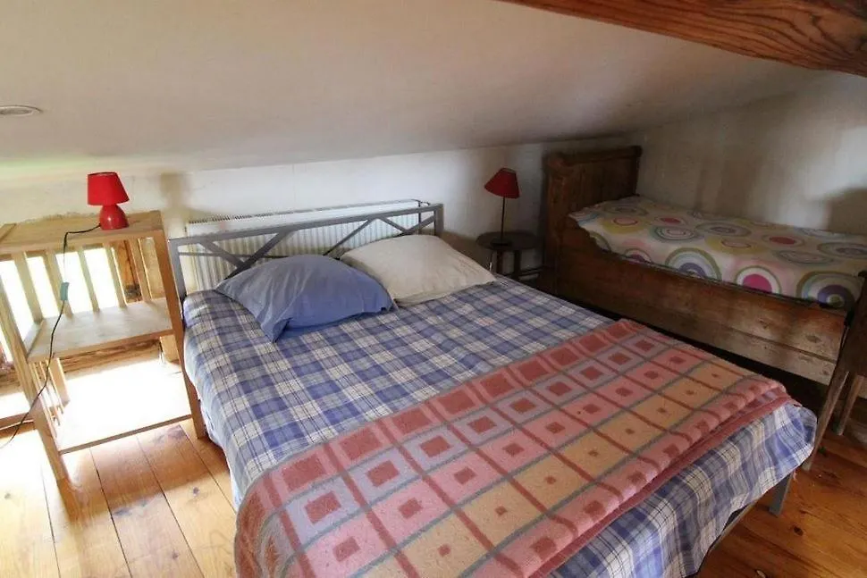 Gite le grenier des maraichers Albigny-sur-Saone 0*,  France