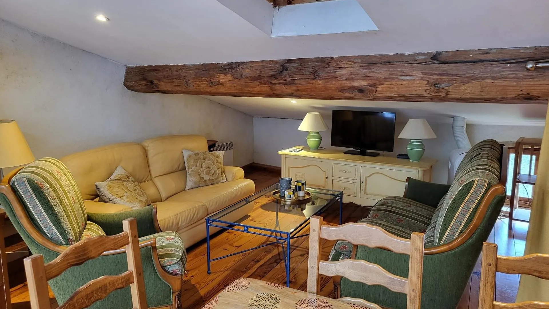 Gite le grenier des maraichers Albigny-sur-Saone France